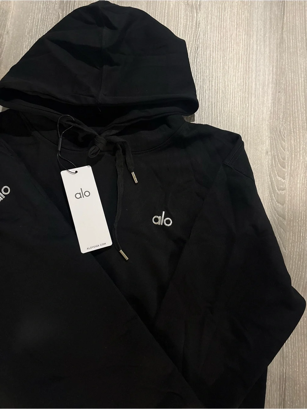 ALO Yoga Men’s Black Hoodie & Joggers Set - Picture 2 of 4